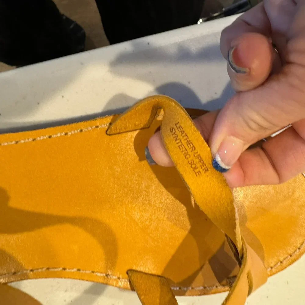 WOMEN'S LEATHER SANDALS - Picture 2 of 5